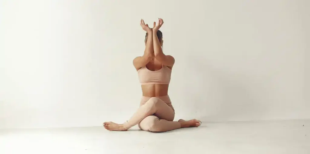 aprende y practica Kundalini Yoga en pamplona